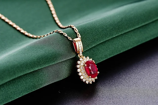 Ruby Gems, Ruby Gemstone, Healing Rings, Zodiac Gems, Birthstone Gems, Magic Gem Ruby, Astrology Gems, Zodiac Gemstones, Ruby Astrology Gems, Healing Powers, Healing Ring, Ruby Birthstone Gems, Ruby Birthstone Rings, Ruby Birthstone Pendants